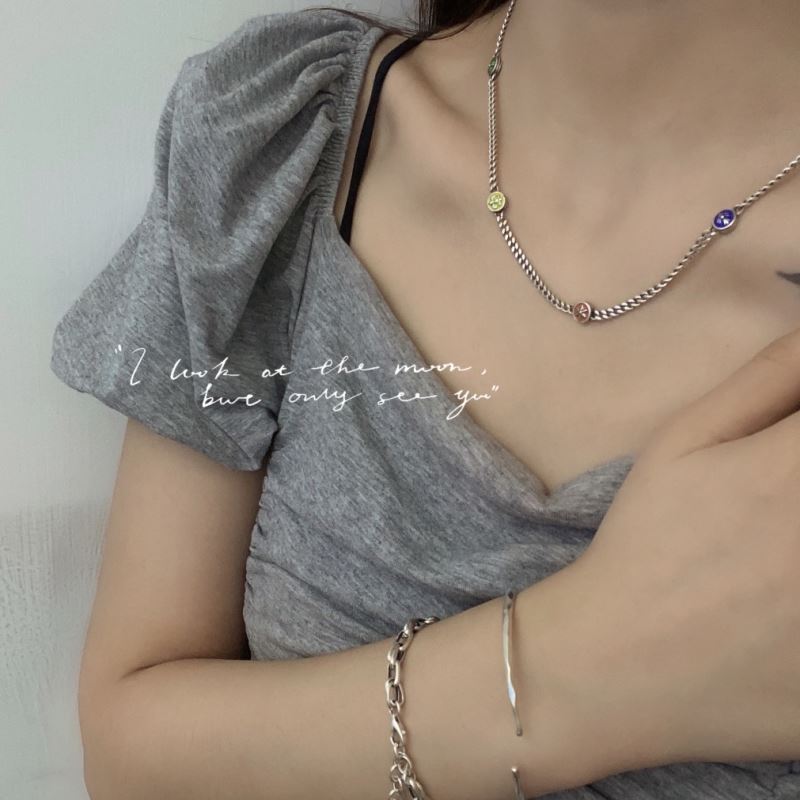 Ch**me He**ts necklaces